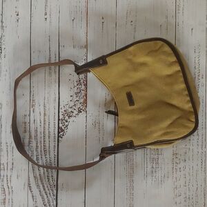 RELIC UTILITY STYLE SHOULDER BAG